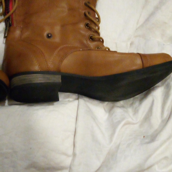 Womens shoe boots. Rue 21 - Picture 2 of 8